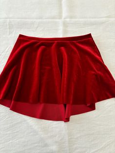 Eleve Red Velvet Skirt. Size Womens S.  Perfect Condition. Red Velvet Skirt, Girls Sports, Red Skirt, Velvet Skirt, Sport Girl, Sport Fitness, Red Velvet, Favorite Outfit, Art Collection