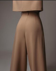 Clothing Pattern Design, Academia Outfits, London Outfit, Woman Suit Fashion, Futuristic Fashion, Minimal Outfit, Fashionista Clothes, Causual Outfits