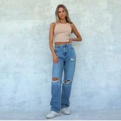 New With Tags 90s Boyfriend Pants . Baggy Style Casual High-waisted Flare Jeans For Streetwear, Baggy 90s Style Pants For Spring, 90s Baggy Pants For Spring, 90s Style Baggy Spring Pants, 90s Style Loose Fit Pants For Spring, Summer Straight Leg Medium Wash Jeans, Summer Medium Wash Straight Jeans, 90s Ripped Bottoms For Streetwear, Trendy Light Wash Cargo Pants