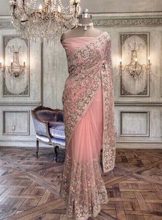 Beautiful peach-pink net saree with colourful thread work and running blouse piece. This saree is very light in weight and it's perfect for a small function. Glitter Falling, Net Blouses, Crepe Saree, Georgette Blouse, Bleu Pastel, Net Saree, Rose Pastel, Organza Saree, Saree Look