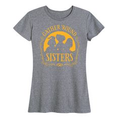 Hocus Pocus - Gather Round Sister - Women's Short Sleeve Graphic T-Shirt Gather Round, Sanderson Sisters, Pregnancy Tshirts, Plus Size Fits, Boyfriend T Shirt, Hocus Pocus, Tee Shop, Black Shirt, Sleeve Styles