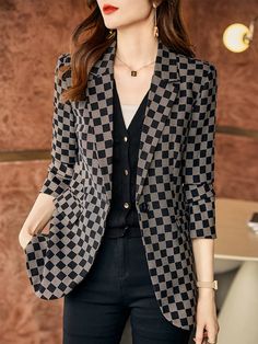 Description: Look great, feel wonderful and sophisticated, wearing this fine fashion, stylish plaid design multicolor professional business style blazer jacket. An excellent choice for your formal and semiformal dress outfits, and as well as, coordination with your business casual and pant outfits. Wear it to work, business meetings, special events, and much more! Details: CAROLINE Design Collection Women's Elegant Stylish Fashion Office Business Casual Professional Style Woven Plaid Blazer Jack Work Suits For Women, Womens Blazer Coat, Pant Outfits, Casual Professional, Plus Size Blazer, Ladies Blazer, Suit Jackets For Women, Fashion Office, Professional Style