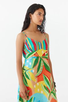 Multicolour strappy dress with floral-tropical print. - Aza Fashions Summer Multicolor Dresses With Adjustable Straps, Sleeveless Multicolor Dress With Tropical Print, Multicolor Sleeveless Dress With Tropical Print, Vibrant Tropical Print Dress For Beach Season, Sleeveless Vibrant Print Dress For Beach Season, Vibrant Print Dresses For Summer Parties, Vibrant Tropical Print Beach Dress, Vibrant Summer Party Dress, Tropical V-neck Dress In Multicolor Print