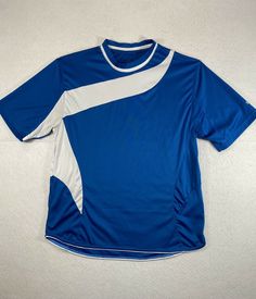 Wilson Men's Running Athletic Crew Tee T Shirt. Size S Blue w/white stripes.  See pictures Blue Sporty T-shirt With Contrast Stripes, Blue Short Sleeve T-shirt With Contrast Stripes, Blue Sports Tops With Three Stripes Branding, Blue Sports Top With Three Stripes Branding, Sports T-shirt With Contrast Stripes And Crew Neck, Striped Crew Neck T-shirt For Sports, Sports T-shirt With Contrast Stripes, Contrast Stripes Sports T-shirt, Short Sleeve Sports T-shirt With Contrast Stripes