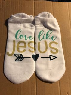 Love Like Jesus Inspirational socks. These socks are no show. Socks are 98% polyester and 2% spandex. Please choose your sock size. Contact me for discounts on team orders. Cute White Socks With Letter Print, White Non-slip Comfortable Socks, Cute White Non-slip Socks, Comfortable Non-slip White Socks, Comfortable Stretch White Socks, White Stretch Cotton Socks, Comfortable Non-slip Socks For Gift, Comfortable Non-slip Socks As Gift, Comfortable White Cotton Socks