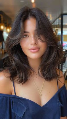 low maintenance haircut low taper fade haircut mid length hair medium length haircut mid length hair with layers bob haircut hair cut Oval Face Hairstyles, Shoulder Length Hair Cuts, Shoulder Length Hair