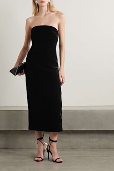 Elegant Strapless Velvet Dress For Night Out, Strapless Velvet Cocktail Dress, Strapless Velvet Evening Dress, Elegant Fitted Strapless Velvet Dress, Fitted Strapless Velvet Cocktail Dress, Strapless Velvet Dress, Midi Strapless Dress, Black Strapless Midi Dress, Wardrobe Nyc