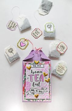 mother's day gifts Diy Tea Bags, Mothersday Gifts Diy, Creative Mother's Day Gifts, Anniversaire Diy, Homemade Mothers Day Gifts, Kids Homemade, Gift Bags Diy, Diy Gifts For Mom, Tea Diy