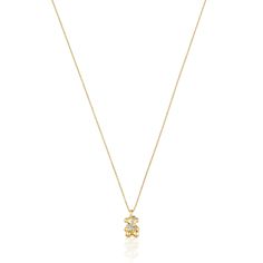 Discover the new Lligat collection, which comes from the idea of tying materials together to achieve a new bulky shape. Get the short bear necklace in 18kt gold and diamonds, and give your look a touch of class. Short TOUS Lligat necklace with 18kt yellow gold bear motif and 0.08ct diamonds. Size of bear: 19x7.1 mm. Diamond quality: H/SI. Necklace length: 45 cm. Spring ring clasp. The Lligat collection in gold and diamonds guarantees full traceability of all its materials, as well as their manuf Bear Necklace, Yellow Gold Pendants, Gold Pendant Necklace, Spring Rings, Lalique, Gold Pendant, Necklace Lengths, Yellow Gold, Vogue