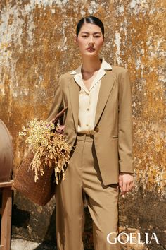 Natural, minimalist, and comfortable. Women Blazer, Wool Blazer, Blazers For Women, Fitness Models, Take That, Blazer, Elastic, Wool