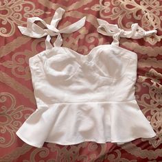 Nwt Forever 21 | White Crop Top With Tie Shoulders | Size Small | White Flowy Top, White Lace Crop Top, Silk Crop Top, Lace Halter Top, Sheer Crop Top, Brown Crop Top, Floral Print Crop Top, Sleeveless Sweater Vest, Puff Sleeve Crop Top