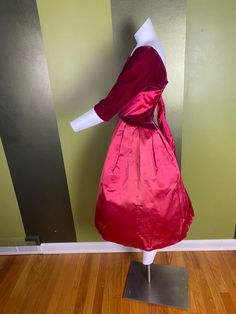 "Gorgeous velvet and satin Kay Selig gown with bubble skirt. Color is hard to capture: I'd call it a deep raspberry color. Stiff skirt, lined with heavy interfacing. Velvet on one shoulder has a small pressed spot. I have not tried steaming to get wrinkles out Women's xs 34\" bust 24\" waist Skirt length: 27\"" Fitted Velvet Ball Gown, Vintage Velvet Dress With Fitted Bodice, Vintage Fitted Taffeta Dress, Fitted Vintage Taffeta Dress, Vintage Burgundy Dress For Evening, Vintage Burgundy Evening Dress, Burgundy Vintage Evening Dress, Vintage Taffeta Ball Gown Dress, Vintage Velvet Party Dress