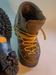 In amazing like new condition, these vintage Italian hiking boots are well built and made to last a lifetime. Italian made by Gaerne circa 1970's with Vibram Montagna souls and new original high durability laces, these Edge classics are sure to endure not to mention impress! Vintage Leather Boots For Outdoor Activities, Vintage Leather Lace-up Boots For Outdoor, Vintage Lace-up Work Boots For Outdoor, Vintage Work Boots With Rubber Sole For Outdoor, Round Toe Hiking Boots With Vibram Sole For Climbing, Rugged Waterproof Boots With Round Toe For Climbing, Vibram Sole Hiking Boots For Climbing, Hiking Boots With Vibram Sole For Climbing, Vintage Leather Hiking Boots With Vibram Sole