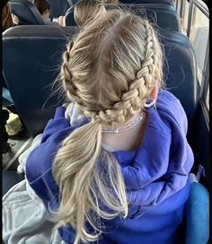 French Braid Hair Styles, Hairstyles Hair Up, Lake Hairstyles, Track Hair, Cute Summer Hair, Camp Hair, Hockey Hair, Cute Volleyball Hairstyles, Soccer Hairstyles