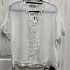 Cute White Blouse Never Worn Size Large Brand Fylo No Holes Or Loose Stitching Cute Shirt, White Blouse, Cute Shirts, Shirt Color, Colorful Shirts, Color White, Stitching, Top Blouse, Blouses