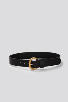 Classic leather belt with bronze buckle. 100% Vachetta Leather Made in Peru Need help finding your size? Chat with us. Intelligent Women, Black Leather Belt, Brass Buckle, Rachel Comey, Chic Accessories, Classic Leather, Personal Shopping, Black Belt, Suspenders