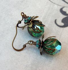 Aqua Teal  Bohemian Drop Earrings - Antique Brass, Czech Glass, Green, Blue. $19.66, via Etsy. Bohemian Green Handmade Crystal Earrings, Handmade Bohemian Green Crystal Earrings, Beautiful Beaded Jewelry, Dazzling Earrings, Earrings Antique, Earring Ideas, Jewelry Design Earrings, Homemade Jewelry, Bohemian Earrings