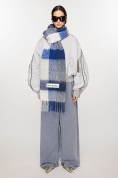 Acne Scarf, Acne Studio, Suit Jacket Dress, White Scarves, Checked Scarf, Studio Logo, Blue Scarf, Blue Outfit, Mode Inspo