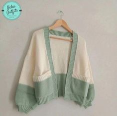 CARDIGAN rajut wanita Korea oversize. Ada 5 warna #cardigan #koreanstyle Outer Cardigan, Sweater Rajut, Cropped Knit Sweater, Fashionista Clothes, Oversized Cardigan, Knitwear Tops, Knitting Women