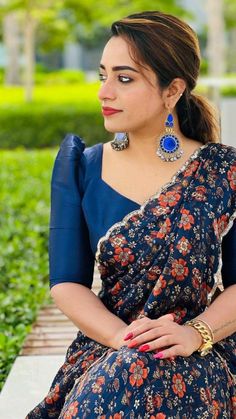 Simple Saree Blouse Designs, Blouse Designs High Neck