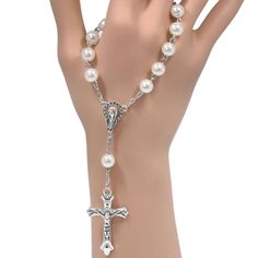 Gender: WomenMaterial: MetalMetals Type: Zinc alloyBracelets Type: Charm BraceletsOrigin: Mainland ChinaCN: ZhejiangItem Type: BraceletsCompatibility: All CompatibleShape\pattern: RoundModel Number: LZ30285Setting Type: Bezel SettingFine or Fashion: FashionStyle: TRENDY Catholic Rosary Bracelet, Cross Pendent, Layered Beaded Necklaces, White Beaded Necklaces, Big Necklace, Catholic Rosary, Jesus Cross, Rosary Bracelet, Daily Jewelry