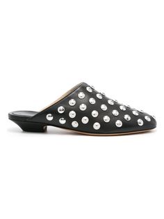 847200 KHAITE APOLLO STUDDED LEATHER MULES Leather Slippers, Leather Cap, Leather Mules, Studded Leather, Leather Flats, Small Leather Goods, Stacked Heel, Mules Shoes, Mens Shoes Sneakers