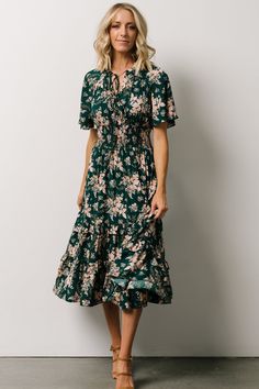 The perfect summer to spring midi dress! Topaz and blush floral print with the flow of your dreams. Gen Z Dresses, Easter Dress For Women Church 2024, Spring Dresses 2024, Dresses For Rectangle Body Shape, Easter Dress For Women, Plus Size Wedding Guest Dress, Spring Midi Dress, Feminine Dresses, Tulle Maxi Dress