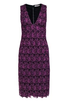 Current Boutique-Alice & Olivia - Purple Lace Sheath Dress Sz 4 French Girl Chic, Chic Shop, Buy Shoes Online, Lace Sheath Dress, Purple Lace, Professional Look, Scalloped Hem, French Girl, 15 Dresses