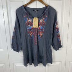 Great Condition, No Stains, Holes, Or Flaws. Pit To Pit 20 Inches. Length From Shoulder To Hem 28 Inches. Summer Peasant Top With 3/4 Sleeves, Bohemian Embroidered Blouse With 3/4 Sleeves, Peasant Style 3/4 Sleeve Summer Top, Bohemian Half-sleeve Blouse With Floral Embroidery, Bohemian Blouse With Floral Embroidery And Half Sleeves, Bohemian Half Sleeve Blouse With Floral Embroidery, Boho Long Sleeve Top, Sheer White Blouse, Beige Blouse