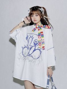 This price is for a T-shirt only, others are not included.   	 		 			Size 			Free Size 		 		 			Length 			77 		 		 			Bust 			150 		 		 			Shoulders 			83 		 		 			Sleeve Length 			23 Oversized Cartoon Print T-shirt For Summer, White Cartoon Print T-shirt For Spring, Harajuku Style Oversized Cotton T-shirt, White Harajuku T-shirt With Cartoon Print, White Harajuku Style Tops For Summer, Oversized Harajuku T-shirt With Crew Neck, Oversized Harajuku Style Short Sleeve Tops, White Harajuku Style Summer Tops, Harajuku Style White Summer Top