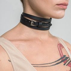 Gothic Chokers, Diamond Choker Necklace, Leather Choker Necklace, Dainty Choker, Layered Chokers, Ring Der O, Diamond Choker, Leather Lingerie, Black Choker