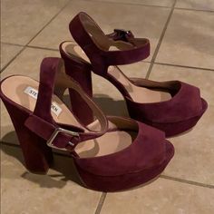 Pre-Owned Never Worn Steve Madden “Jillyy” Peep Toe Platform Heels. Size: 9.5. Color: Burgundy. Super Comfortable For A High Platform Heel. 5 1/2" Heel; 1 1/2" Platform. Adjustable Strap With Buckle Closure. Suede Or Synthetic Upper/Synthetic Lining And Sole. Sold As-Is. Please Ask All Questions Before Purchase :-) Purple Block Heel Shoes With Medium Width, Purple Block Heel Medium Width Heels, Fall Open Heel Platform Heels, Purple Block Heels With Stacked Heel, Purple Heels With Stacked Block Heel, Purple Heels With Buckle Closure, Purple Open Heel Heels With Buckle Closure, Purple High Heels With Buckle Closure, Purple Heels With Buckle Closure For Formal Occasion