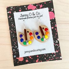 Funky Clay Earrings, Friends Painting, Teacher Earrings, Friend Painting, Polymer Clay Flower Jewelry, Art Palette, Polymer Earrings, Jewelry Artist, Earrings Art