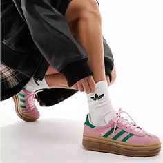 - New In Box W/ Tags - Platform Sole - Old School, But Versatile Style - Bold 3 Stripes Addidas Shoes Outfits, Adidas Platform, Jessica Grace, Test Shoot, Pink Lemon, Shoes Adidas, Platform Sneaker, Versatile Style, Bold Fashion