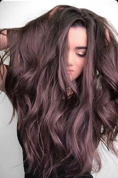 perfect color "lavender chocolate" Dark Chocolate Brown Hair, Hair Winter, Rambut Brunette, Brown Ombre Hair, Brown Hair Color, Chocolate Brown Hair, Lilac Hair, Balayage Blonde, Hair Color Purple