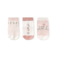 Elegant baby 3 Pack Non Slip Socks Flower | NINI and LOLI Cute Non-slip Socks For Spring, Cute Spring Playtime Socks, Baby Socks Flowers, Newborn Necessities, Newborn Socks, Knitted Baby Cardigan, Non Slip Socks, Mommy Baby, Elegant Baby