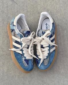 Adidas Handball Spezial, Adidas Handball, Adidas Sambas, Adidas Shoes Women, Adidas Spezial, Cute Sneakers