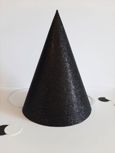 "Make a statement with these glittered party hats. They are perfect for any special occasion. *Made of non-shed glittered cardstock paper in your choice of color. If you prefer a mix of colors instead of one color, select Mix and leave me a note with the colors you want. *Hats measure:   4\"D x 6\"H  Contents:  6 Hats" Candy Corn Costume, Sparkly Party, Hat Party, Glitter Party, Party Girl, Glitter Cardstock, Birthday Hat, Party Needs, Carnival Party