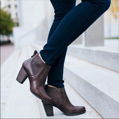 Elevate Your Daily Ensembles With The Versatile Cobie Ii Ankle Boot By Ugg! This Seasonless Style Has Been Crafted From Soft Suede And Given A Vintage Finish For That Perfectly Worn-In Look Comfort Features Like A Sturdy Block Heel And Cushioning Insole Make This Chelsea Boot A Perennial Favorite Suede Poron And Memory Foam Insole Leather And Sheepskin Insole Lining Rubber Outsole 3” Heel Gray Beige Color Excellent Overall Condition Size 8 Chelsea Ankle Boots, Chelsea Boot, Heeled Ankle Boots, Ugg Australia, Soft Suede, Womens Uggs, Ugg Shoes, Beige Color, Leather Heels