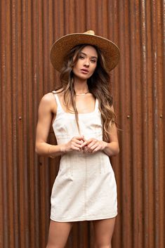 Our Palm Desert Panama fit in perfectly on our latest road trip photo shoot. Stunning, classic, chic - everything you've ever wanted in a hat. Featuring a molded crown with a pinched 10cm brim and hand woven straw, it's crystallized on the tone on tone ribbon with a simple Swarovski rivet. -Rancher style hat with a chill & casual vibe-Brim is flexible but holds its shape-Coordinating ribbon band-Pinched top-Great quality-- will last forever-This color actually goes with everything effortlessly-A Fitted Panama Hat For Everyday Spring Use, Fitted Panama Hat For Spring, Fitted Panama Hat For Everyday Summer Wear, Chic Fitted Flat Brim Panama Hat, Chic Fitted Panama Hat With Flat Brim, Chic Straw Hat For Picnic, Chic Fitted Panama Fedora Hat, Chic Beige Fitted Panama Hat, Chic Fitted Beige Panama Hat