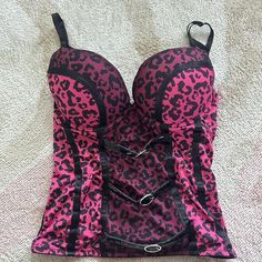 Look what I just found on Depop 🙌 https://depop.app.link/mlvMTp4nizb Leopard Corset, Scene Fashion, Thrift Finds, Jersey Shore, Black Leopard, Virtual Closet, Stage Outfits, Pink And Black, Fitness Inspo