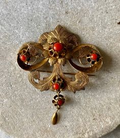 Beautiful Circa 1800s Victorian Gold Gilt Red Coral Antique Brooch Vintage Red Brooches For Formal Occasions, Antique Red Brooch For Formal Occasions, Gold Victorian Brooches With Intricate Design, Antique Red Brooches As A Gift, Vintage Red Wedding Brooches, Antique Red Wedding Brooch, Antique Red Brooches For Gift, Antique Red Brooches As Gift, Antique Red Brooch As Gift