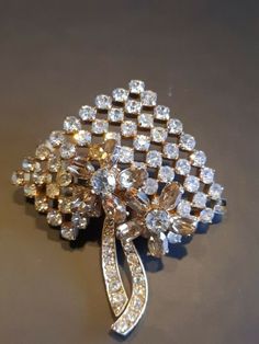 Vintage Flower Brooch For Evening, Retro Formal Flower Brooch, Vintage Formal Flower Brooches, Vintage Flower Brooches For Formal Occasions, Vintage Flower Shaped Brooches For Formal Occasions, Retro Floral Brooch For Formal Occasions, Tacky Christmas, Crystal Flower, Christmas Jewelry