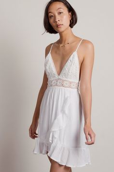 A summer beach wedding guest dress that makes a simple statement. The Off White Crochet Wrap Skater Dress in the hottest fashion trend. Shop TOBI beach dresses, wrap skater dresses, and summer skater dresses. Beach Wedding Guest, Off White Shop, Beach Wedding Guests, Beach Wedding Guest Dress, Date Outfit Summer, Summer Beach Wedding, Summer Outfits For Teens, Elegant Bridesmaid Dresses, Summer Wedding Outfits