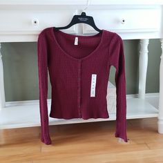 Burgundy Women's Xs Long Sleeve Button Through Top Fitted Burgundy Tops With Button Closure, Fitted Burgundy Top With Button Closure, Casual Burgundy Top With Button Closure, Bella Swan, Thrift Shopping, Button Down Shirts, Button Down Shirt, Button Up, Womens Tops