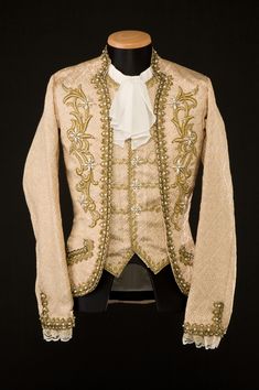 アルモワール・ドゥ・コステューム | 男性 Rococo Men, Prince Aesthetic, Male Dress, Ballet Russe, Ballet Boys, Medieval Clothes, Rococo Fashion