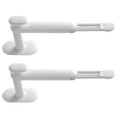 two white handles are attached to each other