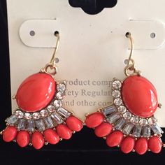 Classy Looking Fashion Earrings. Elegant Orange Jewelry For Spring, Elegant Orange Spring Jewelry, Trendy Orange Jewelry For Spring, Red Drop Earrings For Spring, Chic Red Earrings For Summer, Red Spring Earrings, Summer Orange Drop Earrings, Chic Red Summer Jewelry, Trendy Orange Drop Earrings