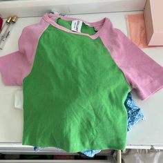 Never Worn Us 2 Baby Tee Green Baby, 2nd Baby, Urban Outfitters Tops, Winx Club, Baby Tee, Neon Green, Infant Tees, Monster High, Urban Outfitters