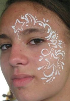 Stars Face Paint, White Face Paint Ideas, Star Face Painting, Face Paint Ideas For Teens, White Face Paint Makeup, Kid Face Paint, Star Face Paint, Painting Swirls, Frozen Face Paint